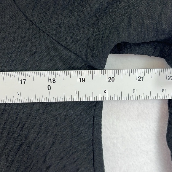 Nina Leonard Notched Neck Tunic Women’s Sz S Black Textured Polyester Knit - Picture 11 of 12